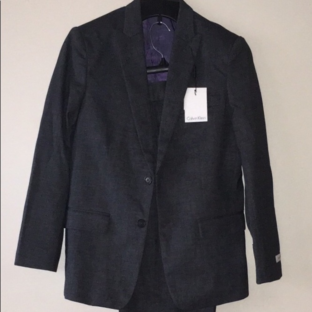 🆕Calvin Klein Modern Fit Boys suit. Sz 14/Grey.